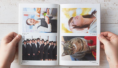 ヨコ配置で写真を並べたライトブックの中ページ